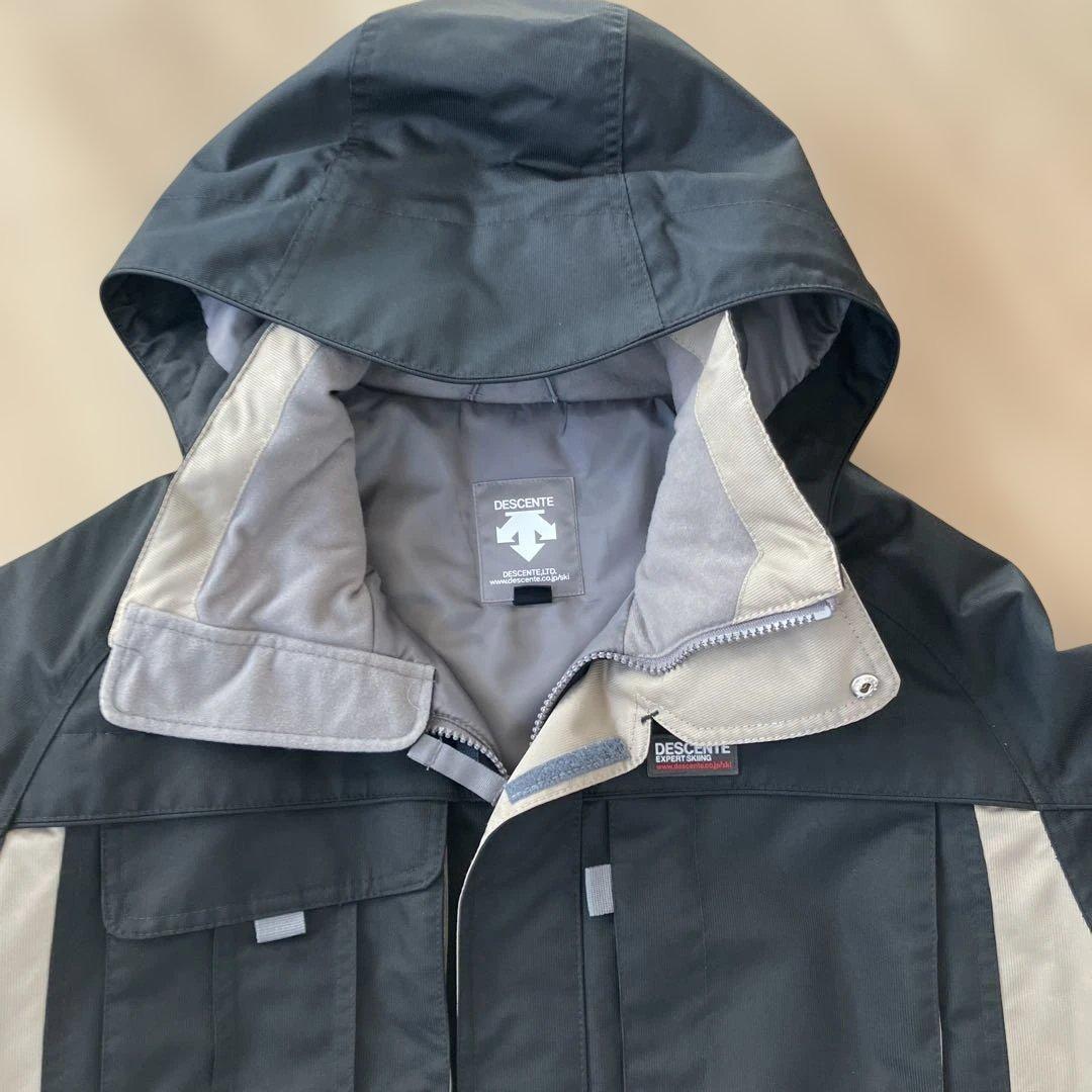 DESCENTEスノボー、スキーウェア　セットアップ　メンズM