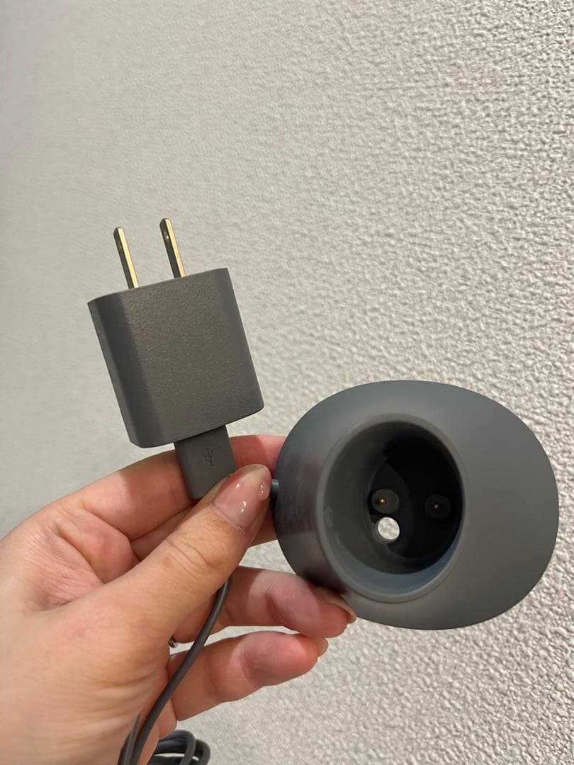 【レオlove】mysé フェイシャルマッサージ器 グレー 充電器付き