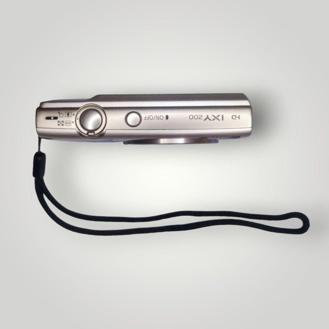 【極美品】Canon IXY200 コンパクトデジタルカメラ シルバー