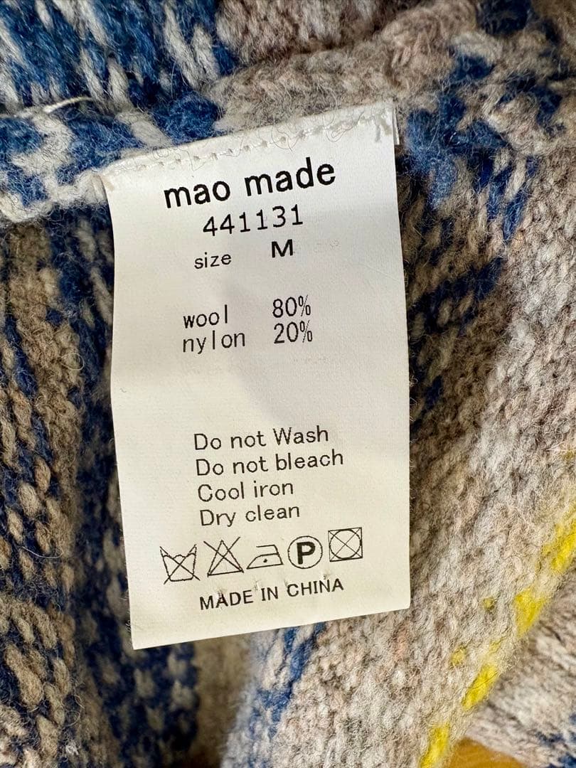 マオメイドMaomade Vネックニット