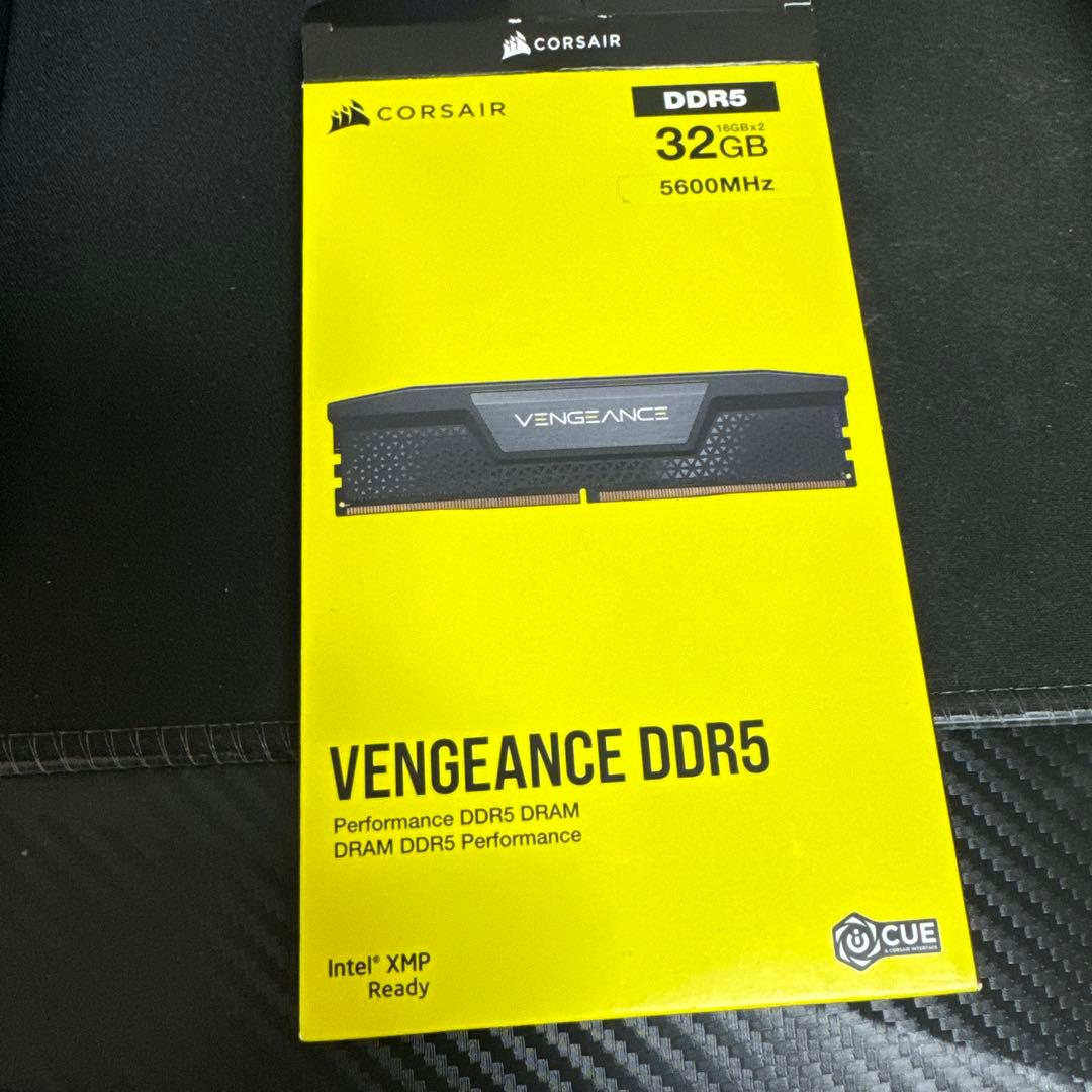 メモリー CORSAIR VENGEANCE DDR5 32GB 5600MHz