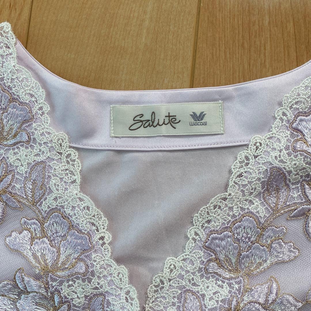 Salute 薄いピンク 刺繍 パジャマ 上下セット