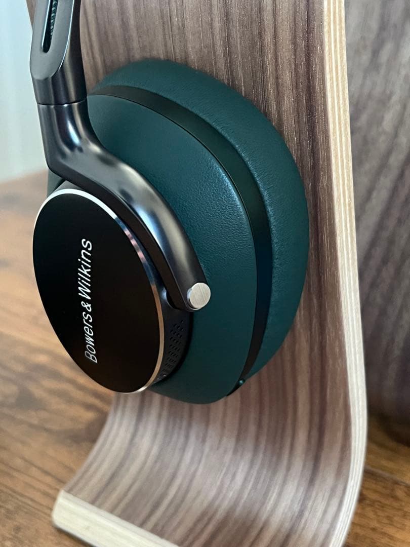 Bowers & Wilkins PX8 ダークフォレスト
