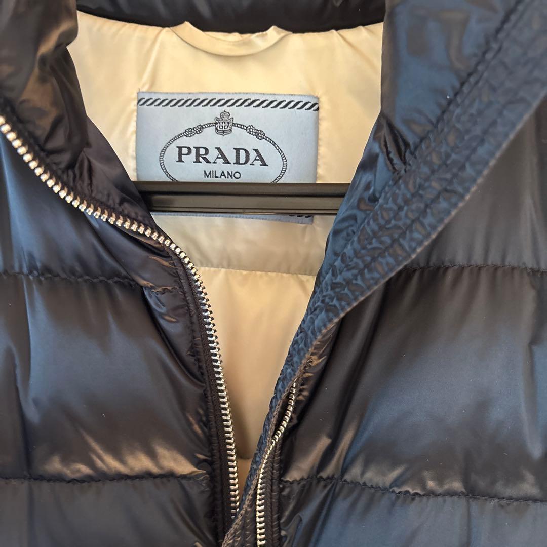 PRADA ブラック ダウンコート 42
