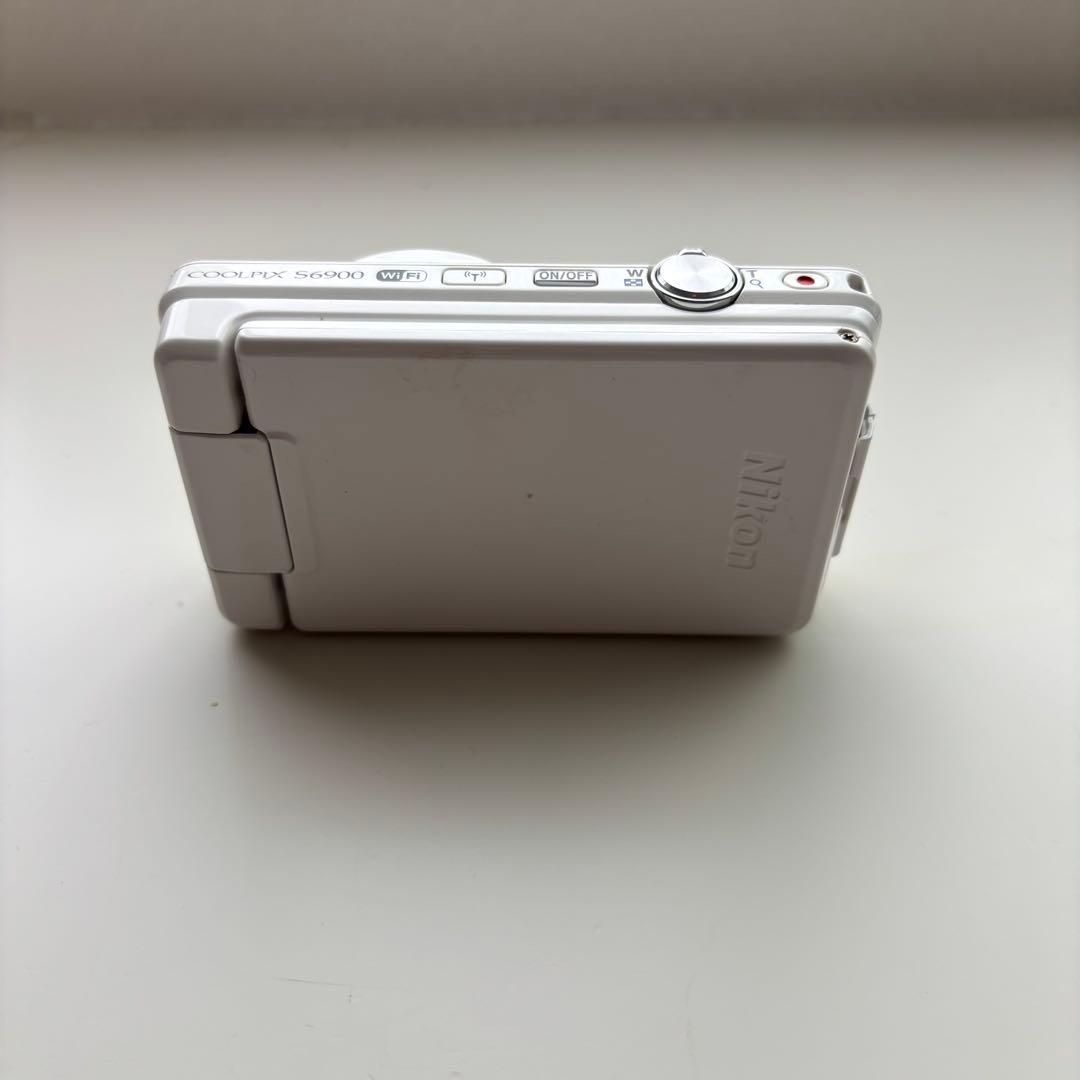 Nikon COOLPIX S6900 ホワイト