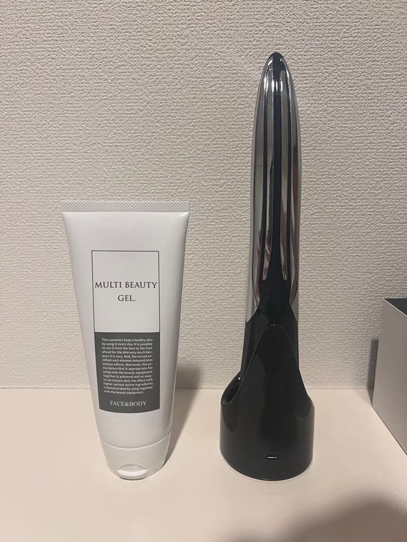 PYR KNIGHT (パイラナイト) 美容機器 美顔器　【新品同様】