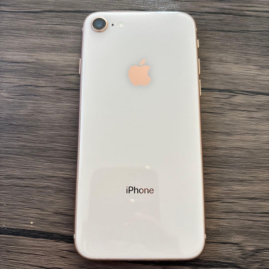 Apple iPhone 8 ホワイト iFaceケース付き