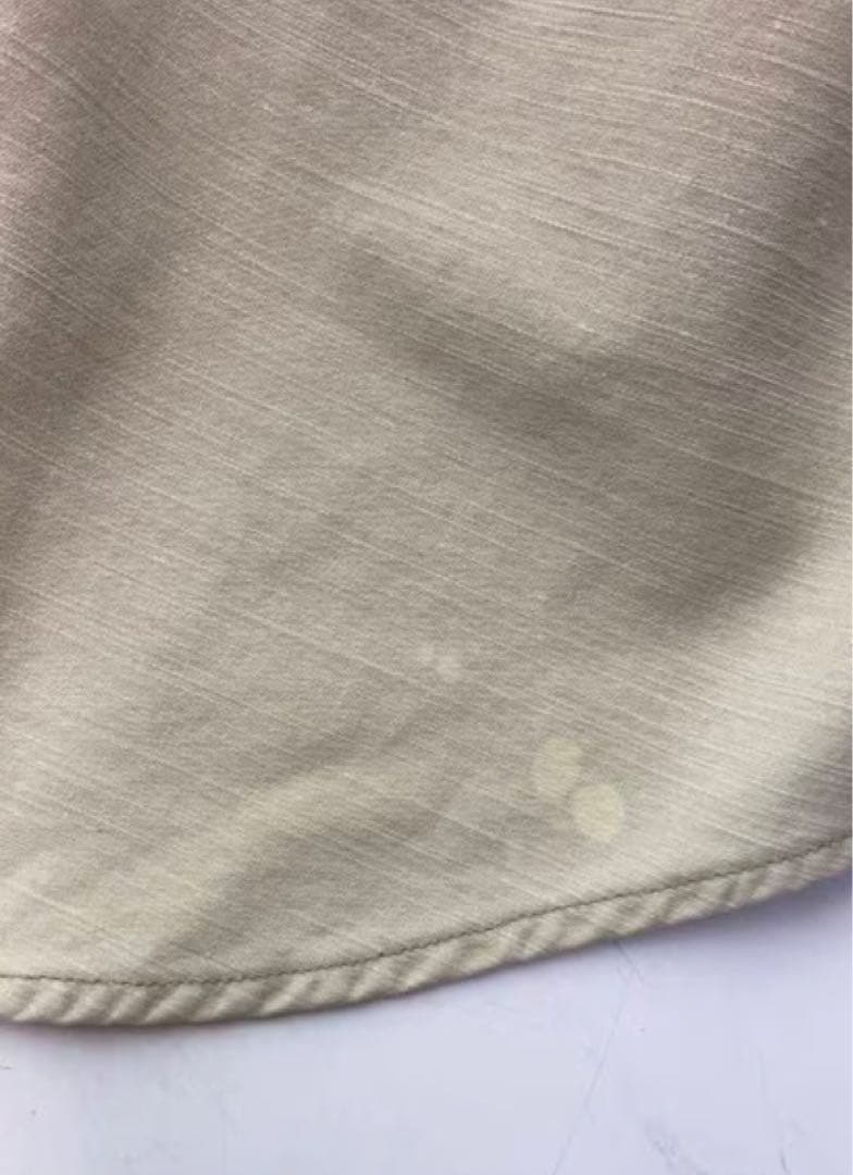 マディソンブルー ベージュ　ハンプトンバックサテンシャツ　２