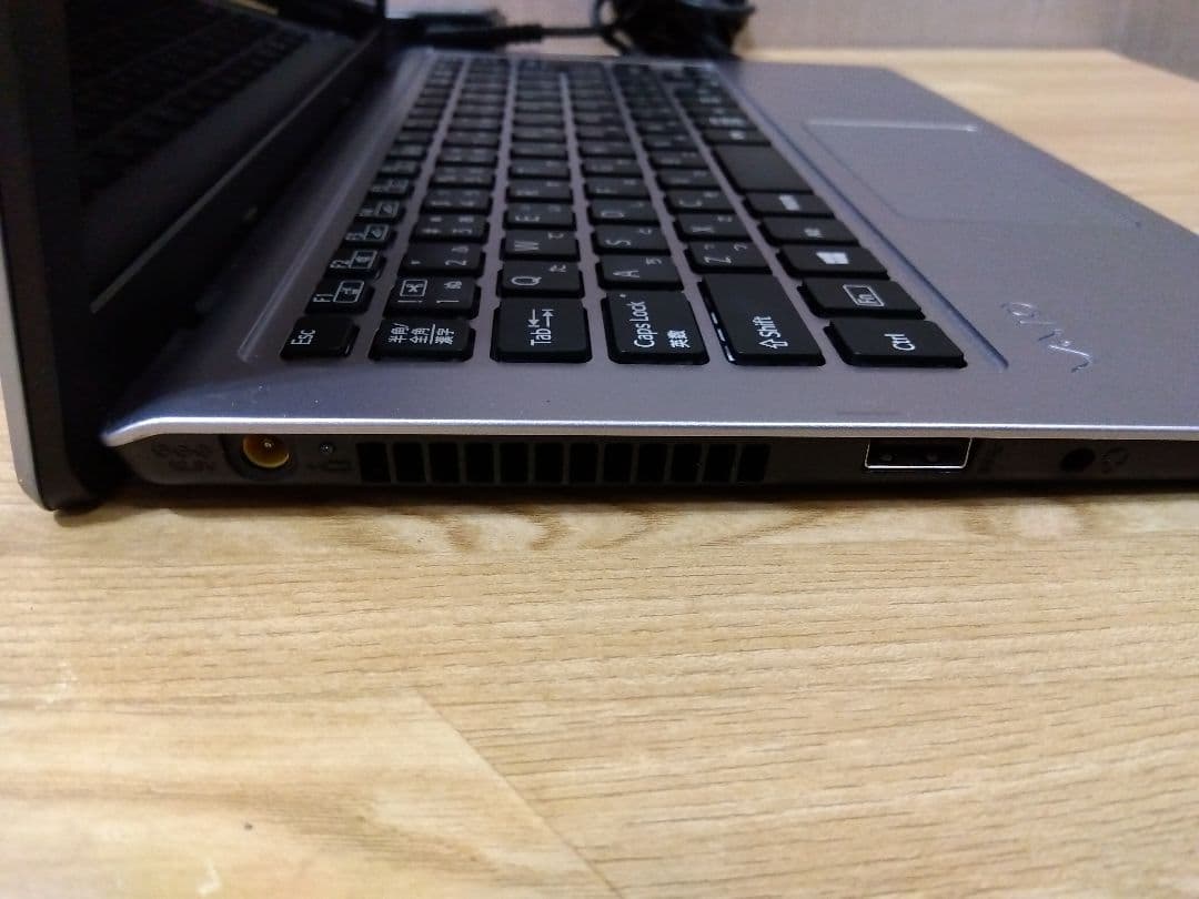 Windowsノート本体 VAIO VJS111D i5-6200U