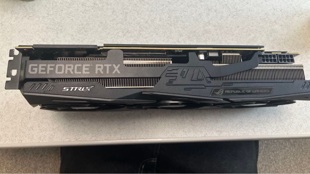 グラフィックボード・グラボ・ビデオカード ASUS ROG STRIX GeForce RTX 2080 Super