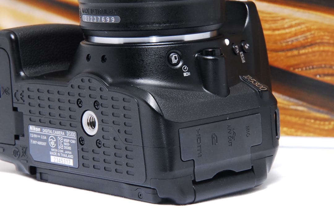一眼レフ ニコン D5300 AF-P バリアングル Wi-Fi カメラ