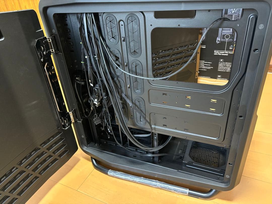 カ*ン様 PCケース: Cosmos Ⅱ