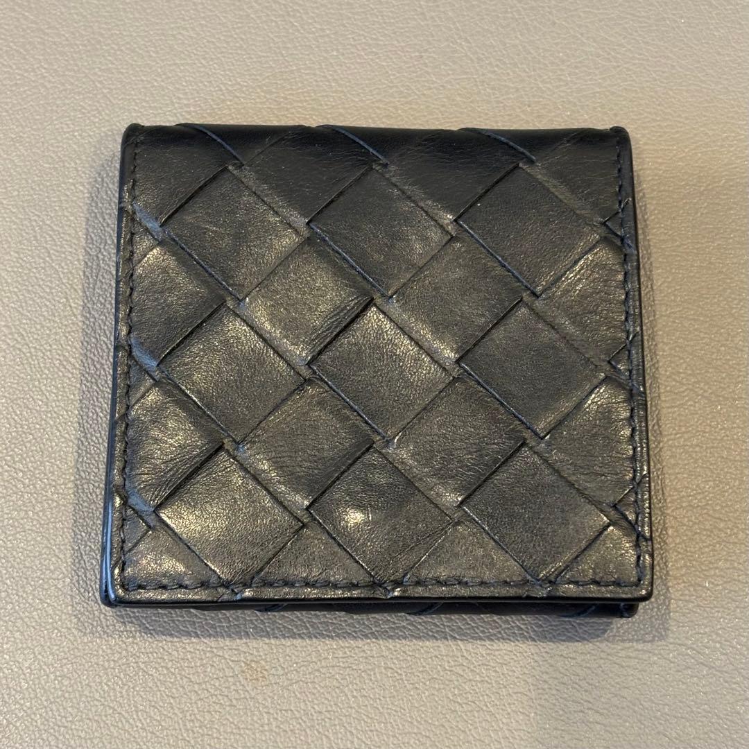 BOTTEGA VENETA イントレチャート　ケース　黒