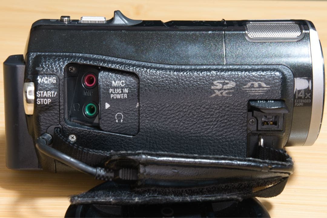 ビデオカメラ HDR-cx560v