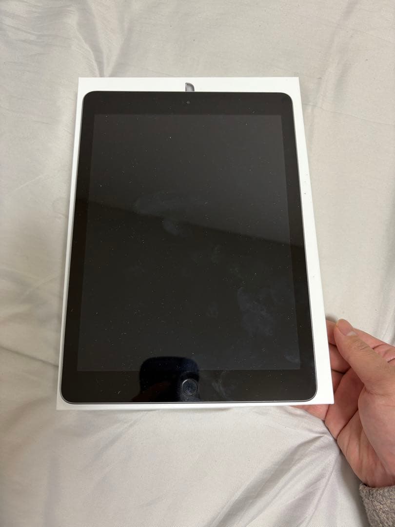 Apple ipad 第6世代 128GBバテッリ容量96%
