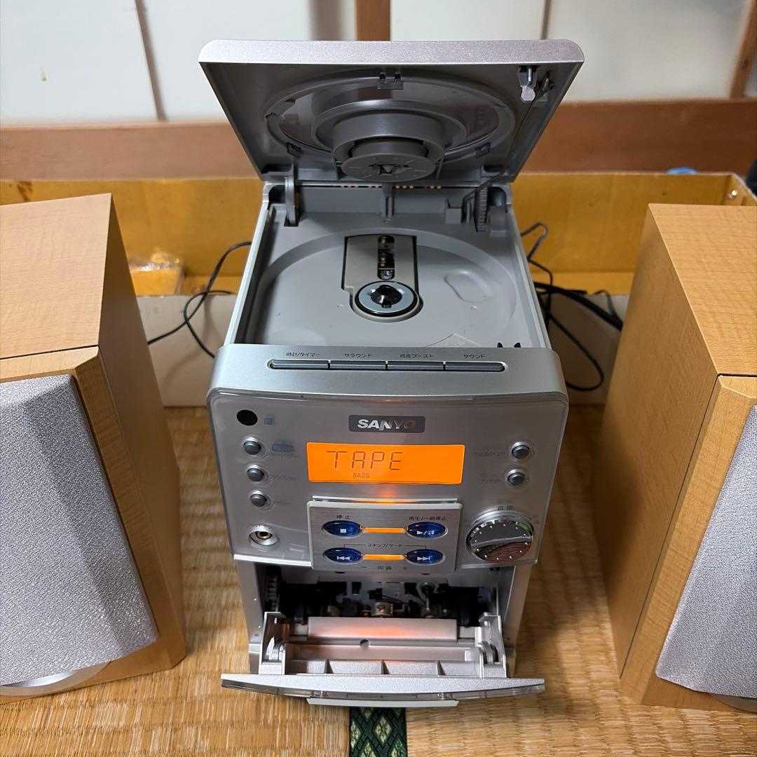 SANYO ミニコンポ テープデッキ搭載