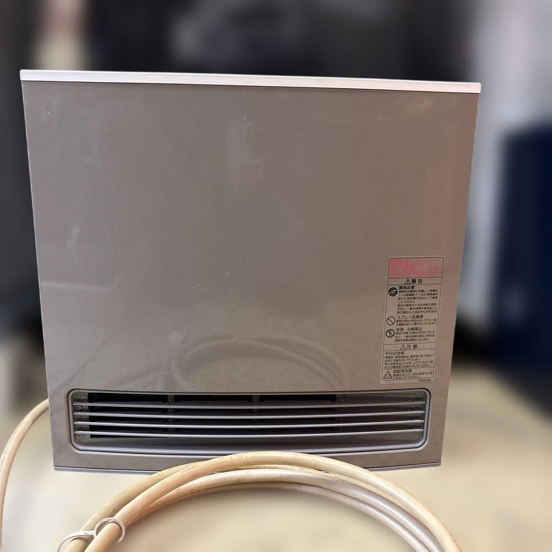 大阪ガス　ノーリツ　ガスファンヒーター　140-6133 21年製　ホース付き
