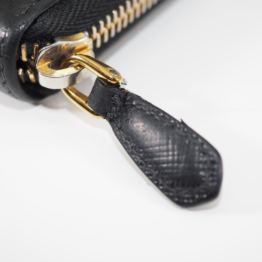 PRADA プラダ ケース サフィアーノ 三角プレート 黒