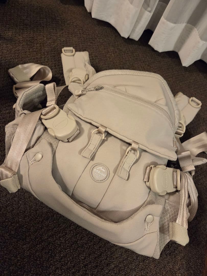 エアバギーベビーキャリア　抱っこ紐