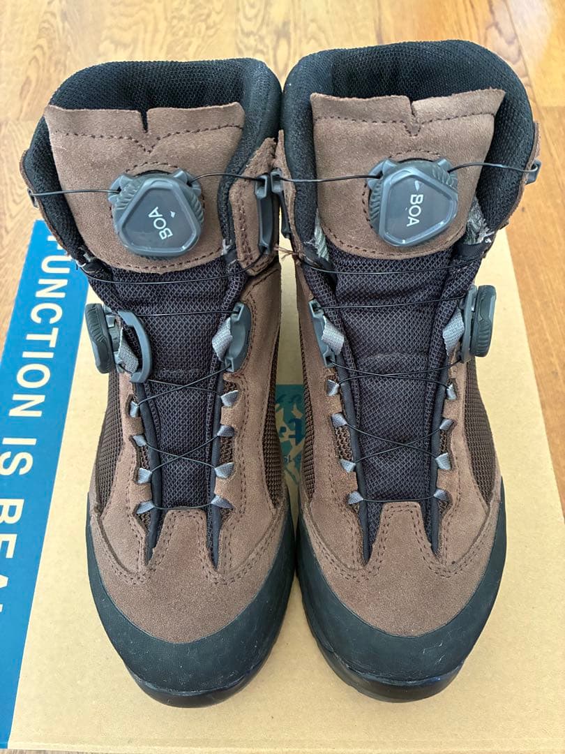 モンベル　アルパインクルーザー　800 BOA ダイヤル　レディース