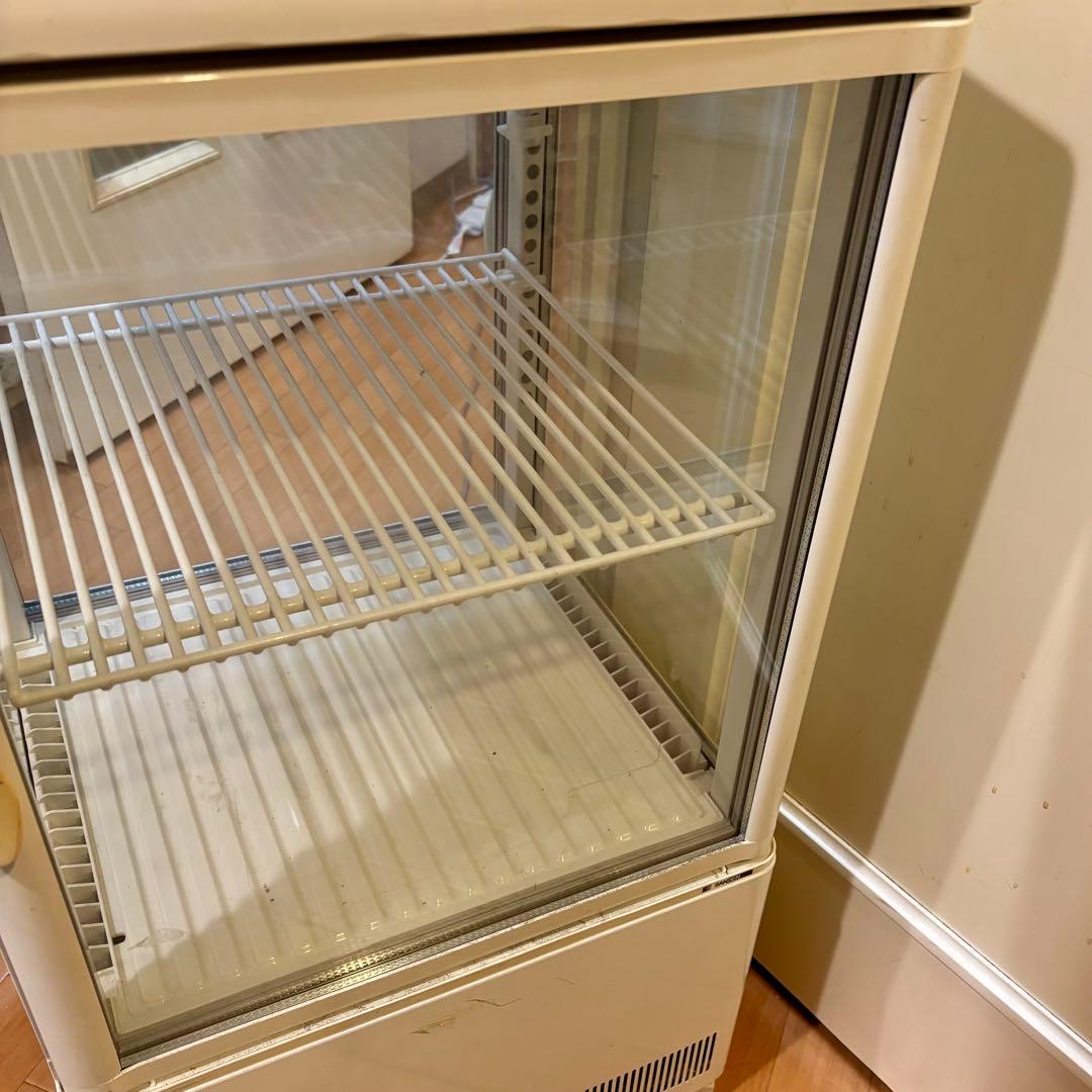 サンデン 卓上４面　冷蔵ショーケース ＡＧ－５４ＸＢ　ガラス扉　冷蔵庫 ホワイト