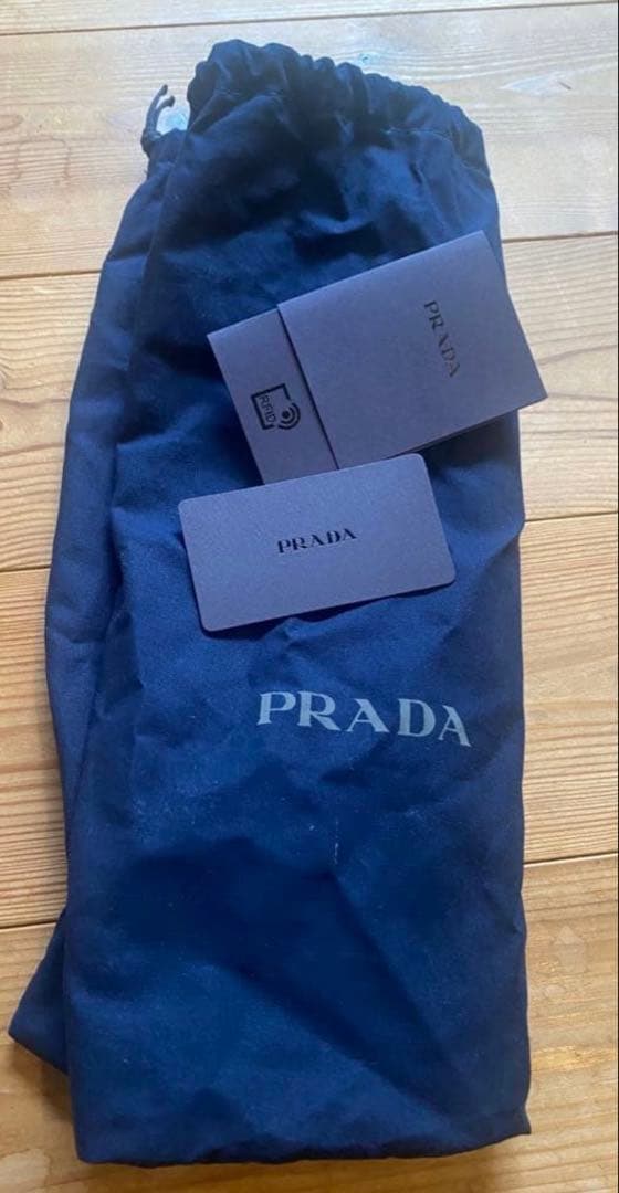 PRADA ブラック キャップ Sサイズ