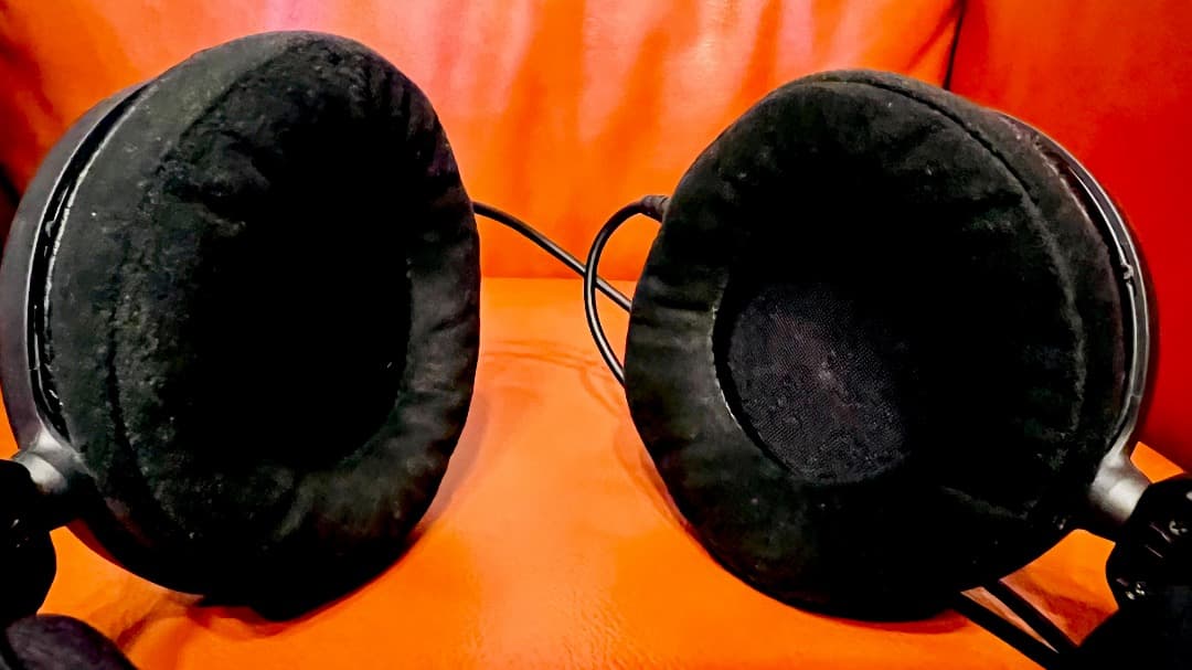 オーディオテクニカ　ATH-R70x 開放型モニターヘッドホン良品！