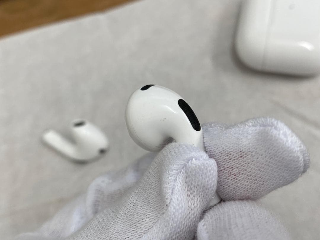AirPods エアポッズ 第3世代