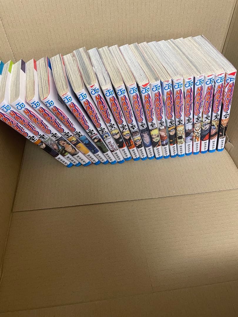 NARUTO 1-72巻、BLEACH 1-48巻【11巻無】119巻　まとめ売