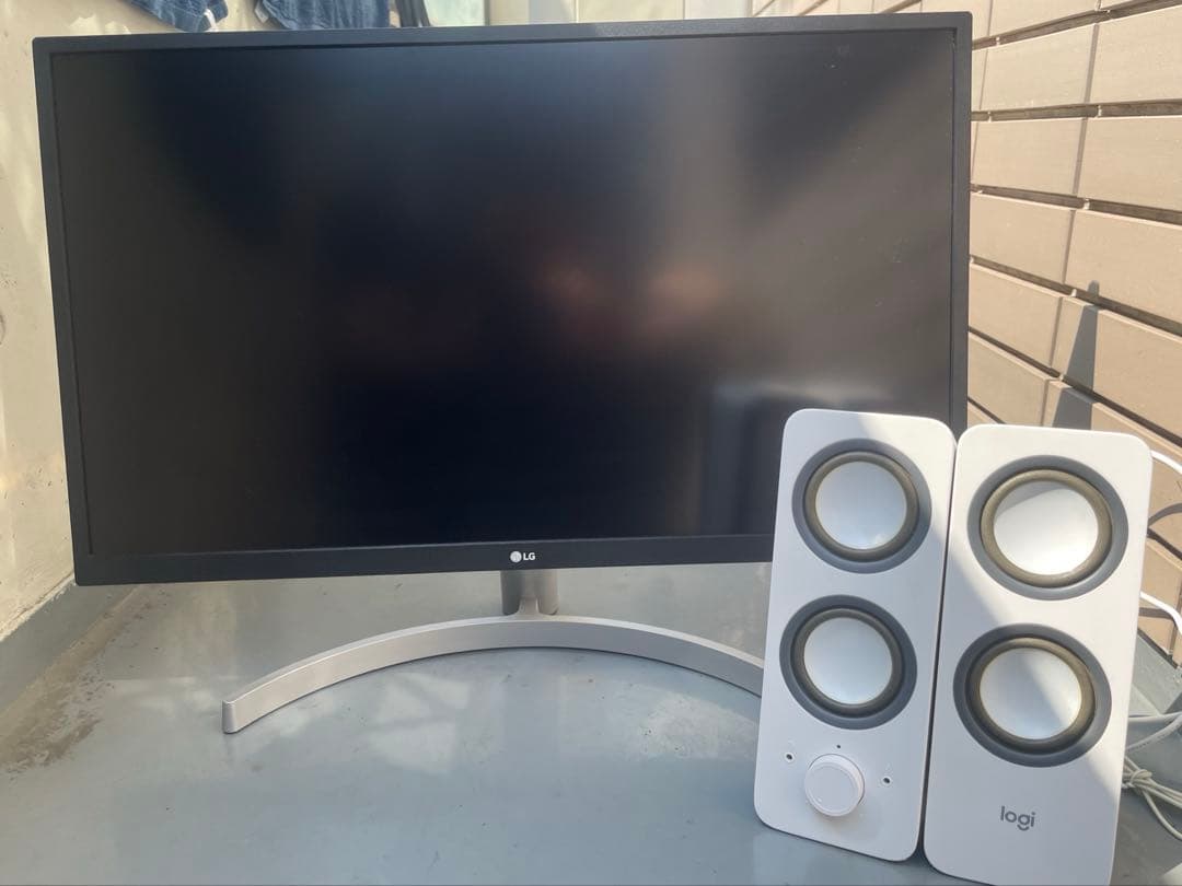 LGモニタ27UL500-W27インチロジクール スピーカーZ200nWH 付き