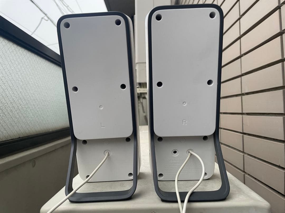 LGモニタ27UL500-W27インチロジクール スピーカーZ200nWH 付き