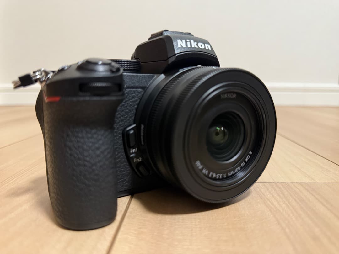 美品中古Nikon Z50 ショット数1464回/DX16-50mmレンズKIT