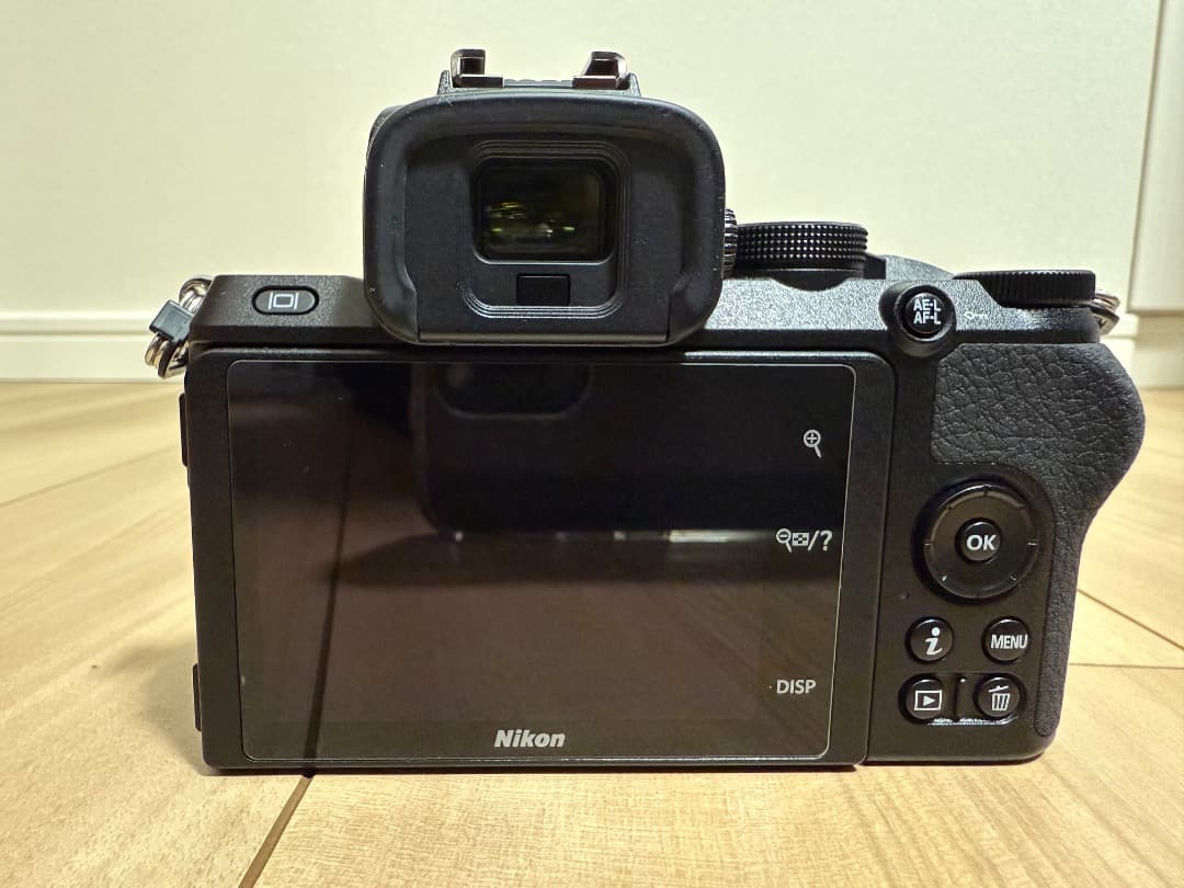 美品中古Nikon Z50 ショット数1464回/DX16-50mmレンズKIT