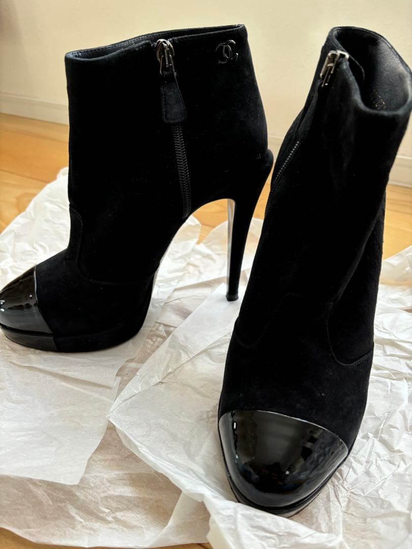 シャネル　スエードブーティ　レザーブーティ　38.5