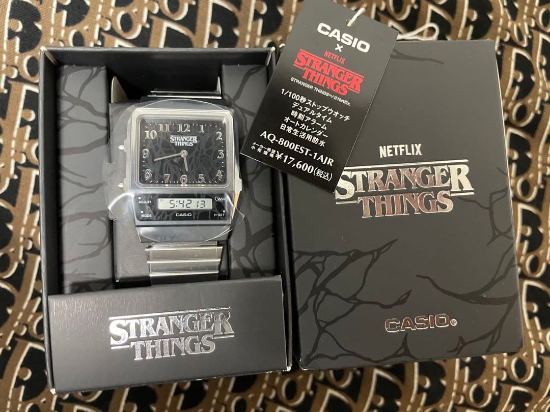 CASIO Stranger Things タグ付き ノベルティステッカー