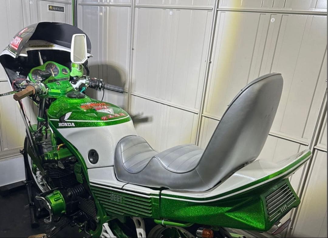 CBR400F 3段シート