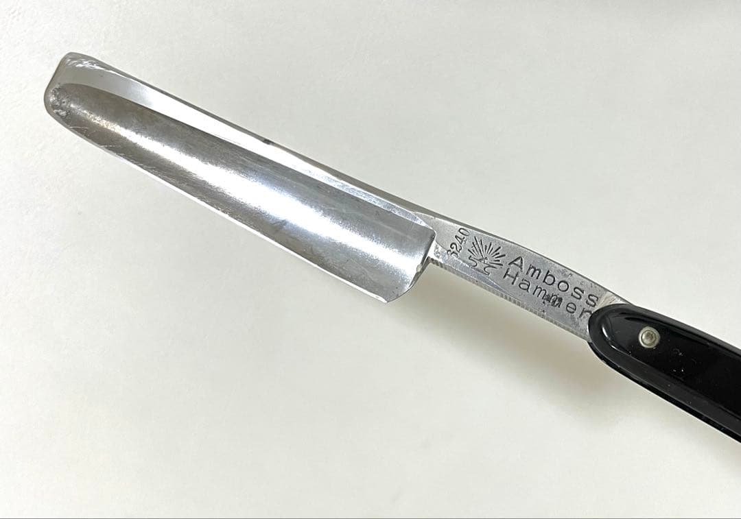 古い理容用品☆床屋さんのカミソリ 西洋剃刀 ドイツ製 Amboss Hammer