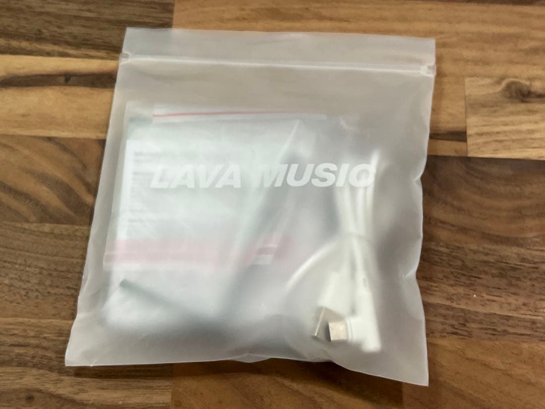 lava me air ブラック【美品】