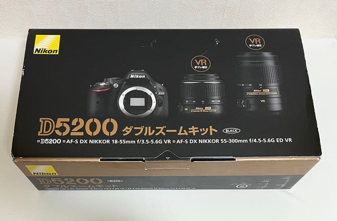 Nikon D5200 ダブルズームキット(18-55VR+55-300VR)
