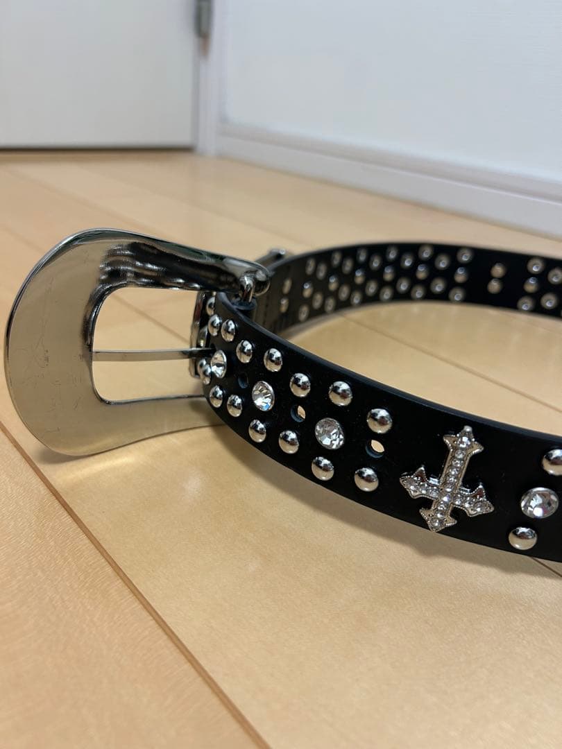 BEAMS スタッズ付き ブラックベルト L