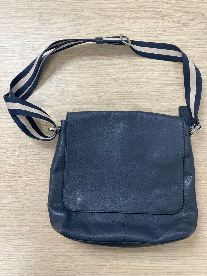 COACH ネイビー レザー メッセンジャーバッグ◇