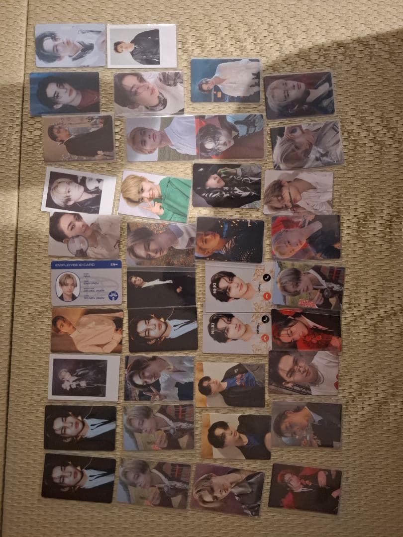 enhypen トレカ 一覧 バラ売り