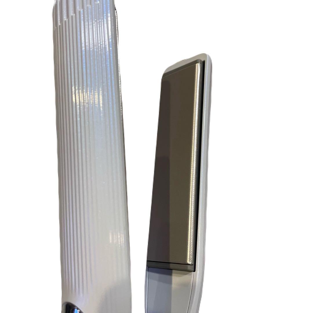 ※のんみ※ReFa ストレートヘアアイロン プロ リファ耐熱ケース付き