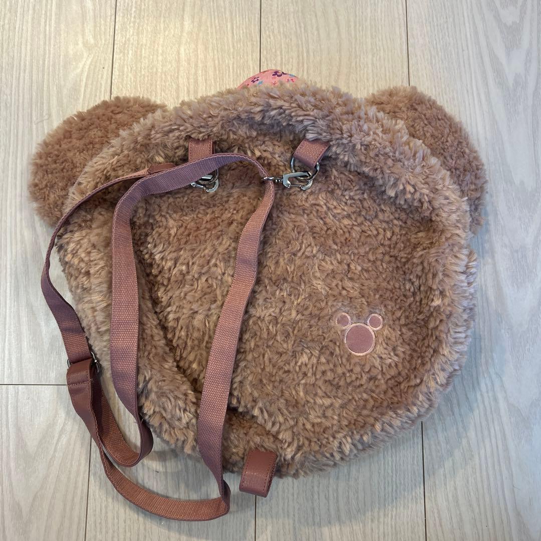 AULANI限定ディズニー　シェリーメイ　リュック