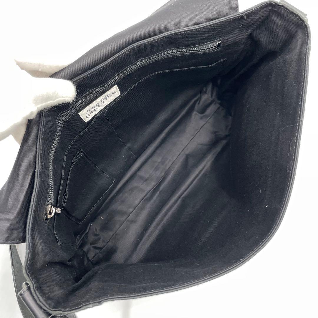 Jean Paul GAULTIER ショルダーバッグ　メッセンジャー　ブラック
