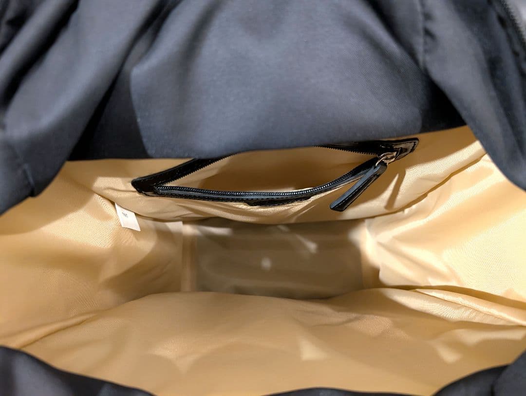 未使用　 SWANY スワニー 4輪キャリーバッグ　モノグラーモ