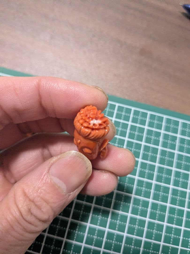 赤珊瑚　観音様彫刻ペア