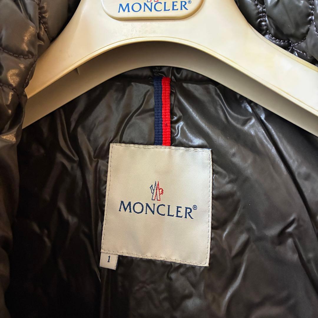 モンクレール スリムダウン