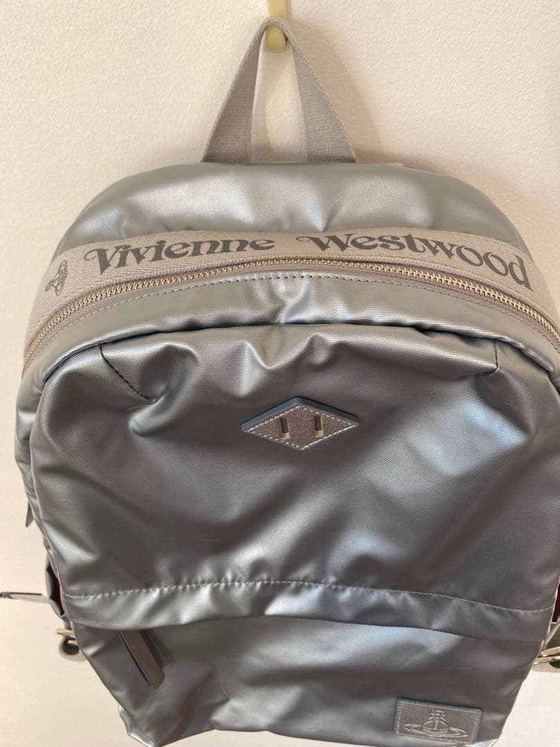 ヴィヴィアンウエストウッド　シルバーリュック