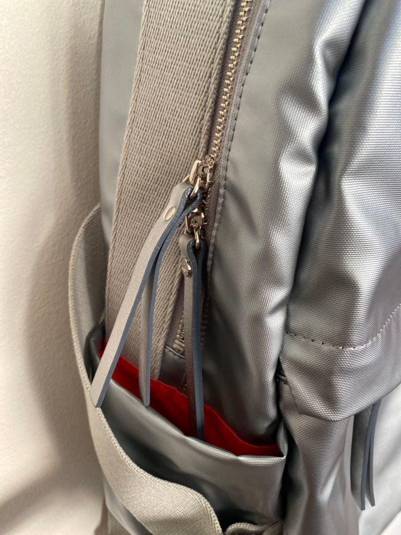 ヴィヴィアンウエストウッド　シルバーリュック